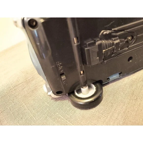 Mattel Disney Pixar Car Finn McMissile 1:55 Diecast Toy - Picture 8 of 12